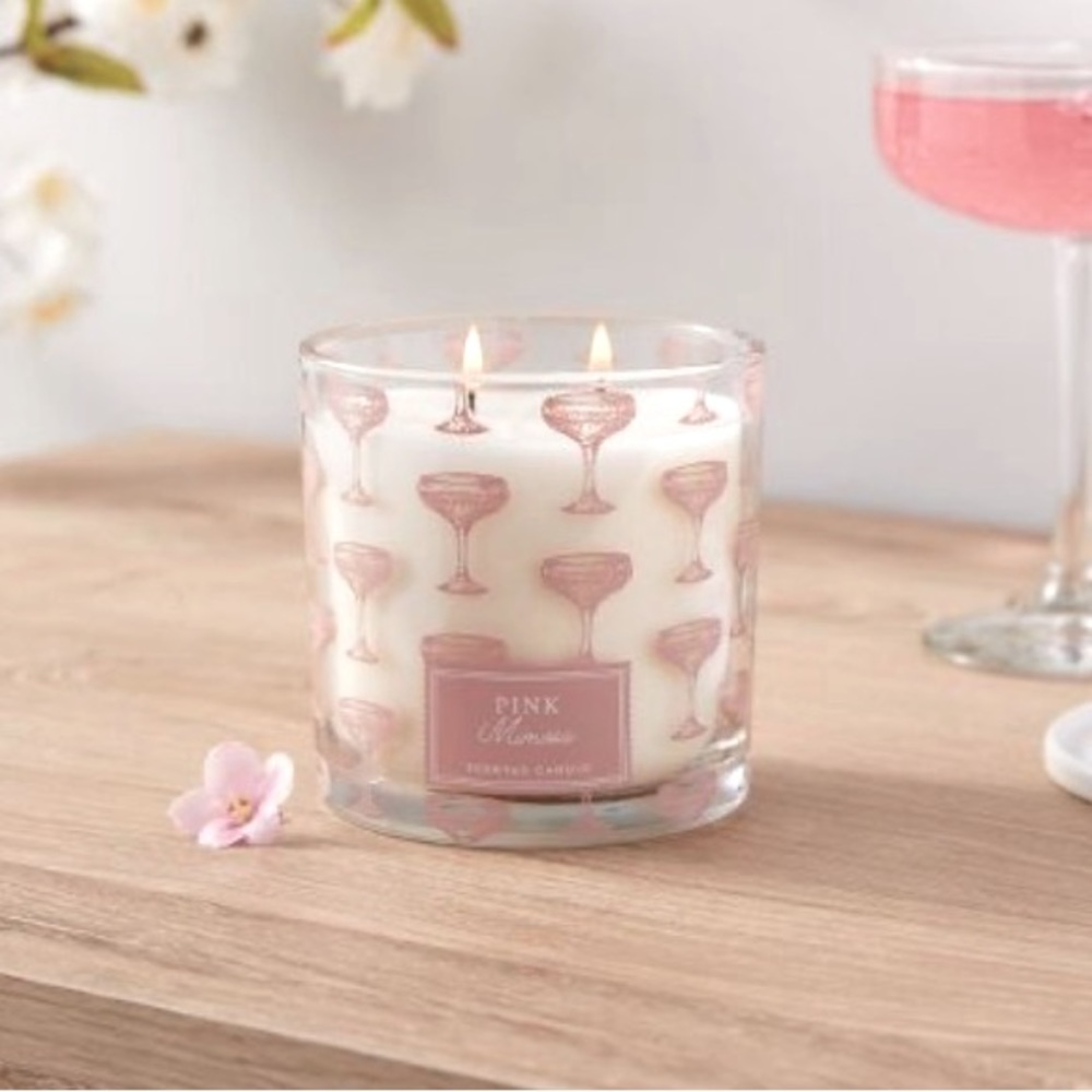 Pink Mimosa candle, has 2 wicks, smells so refreshing
